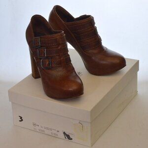 Chloe Brown Leather Buckled Concealed Platform Ancle Booties Size 36.5
